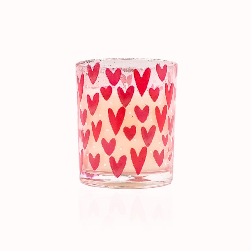 Vela Romántica Decorada con Corazones