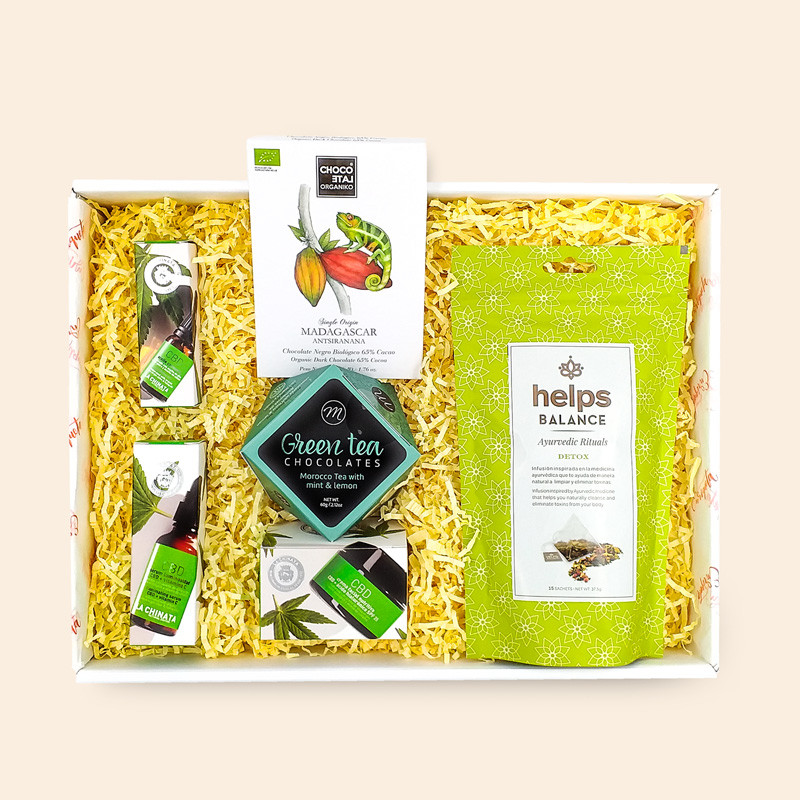 Caja Felicitación de Cumpleaños con Cosmética CBD La Chinata image number null